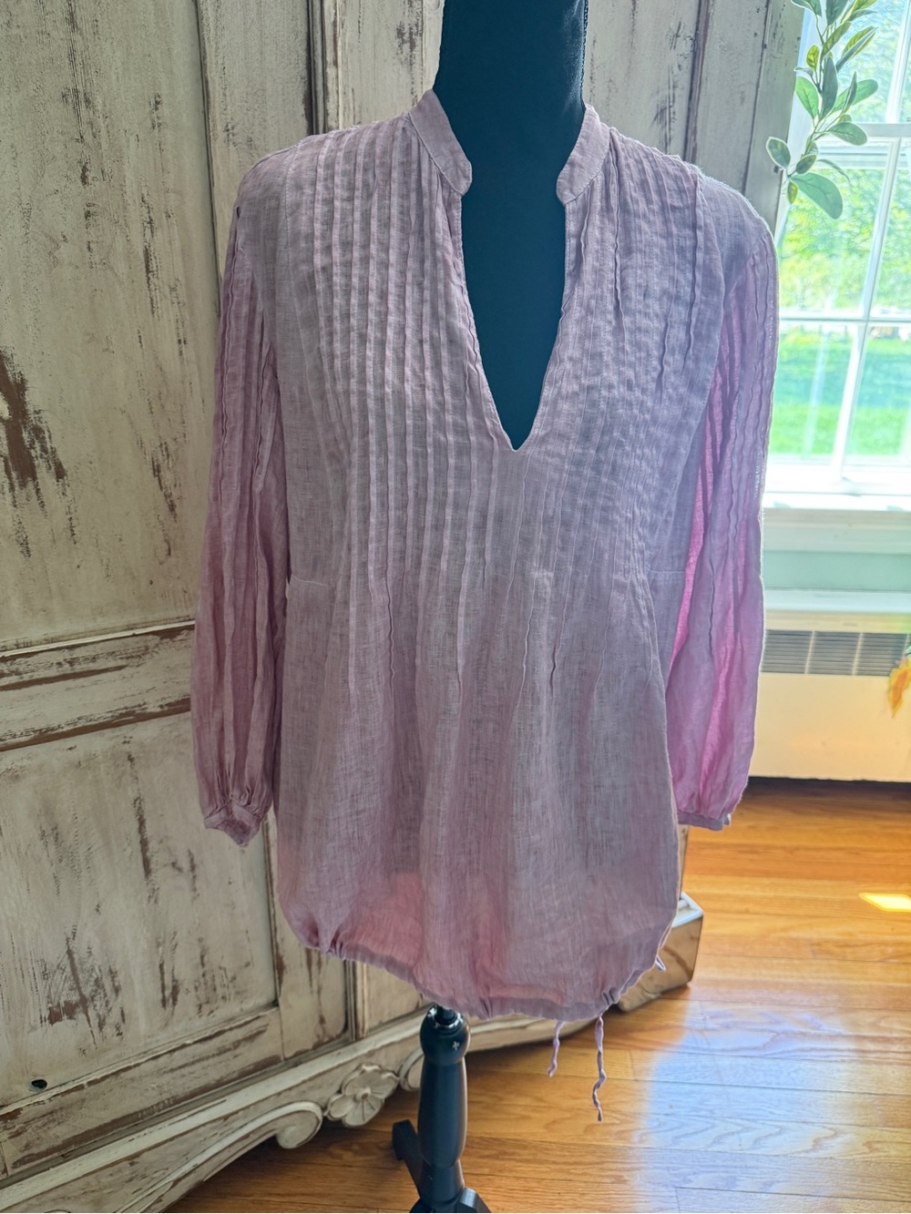 120% Lino Pintuck linen top with draw string tie. Pink. Size Large. Boho chic